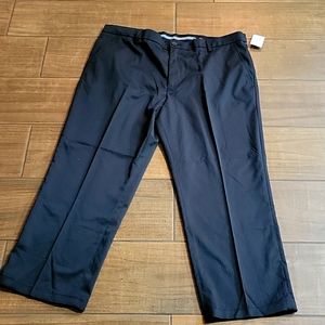 Amazon Essentials Black classic fit wrinkle resist flat chino pant 42x29…New